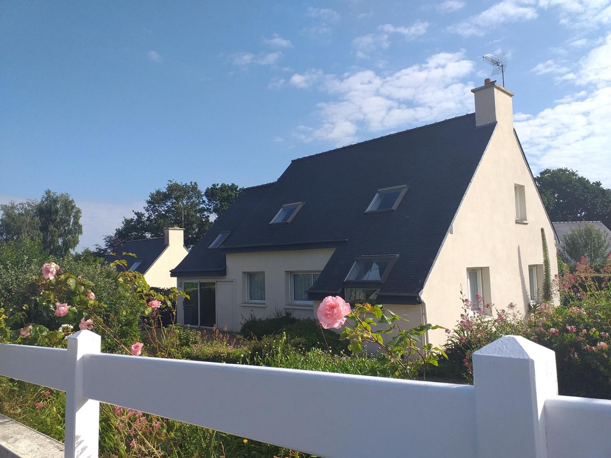 Maison Avec Jardin Clos La Roche Jaudy Eksteriør bilde