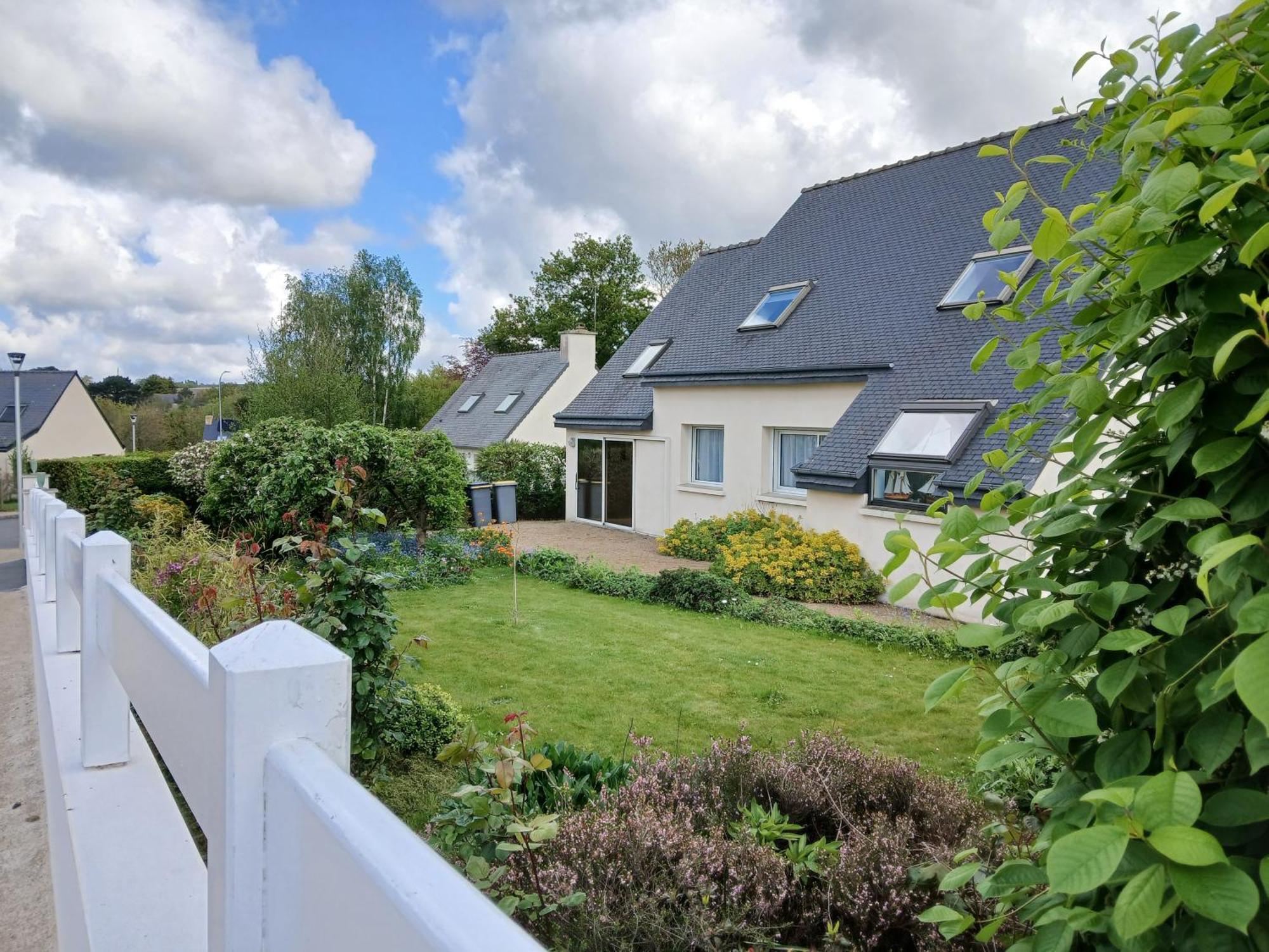 Maison Avec Jardin Clos La Roche Jaudy Eksteriør bilde